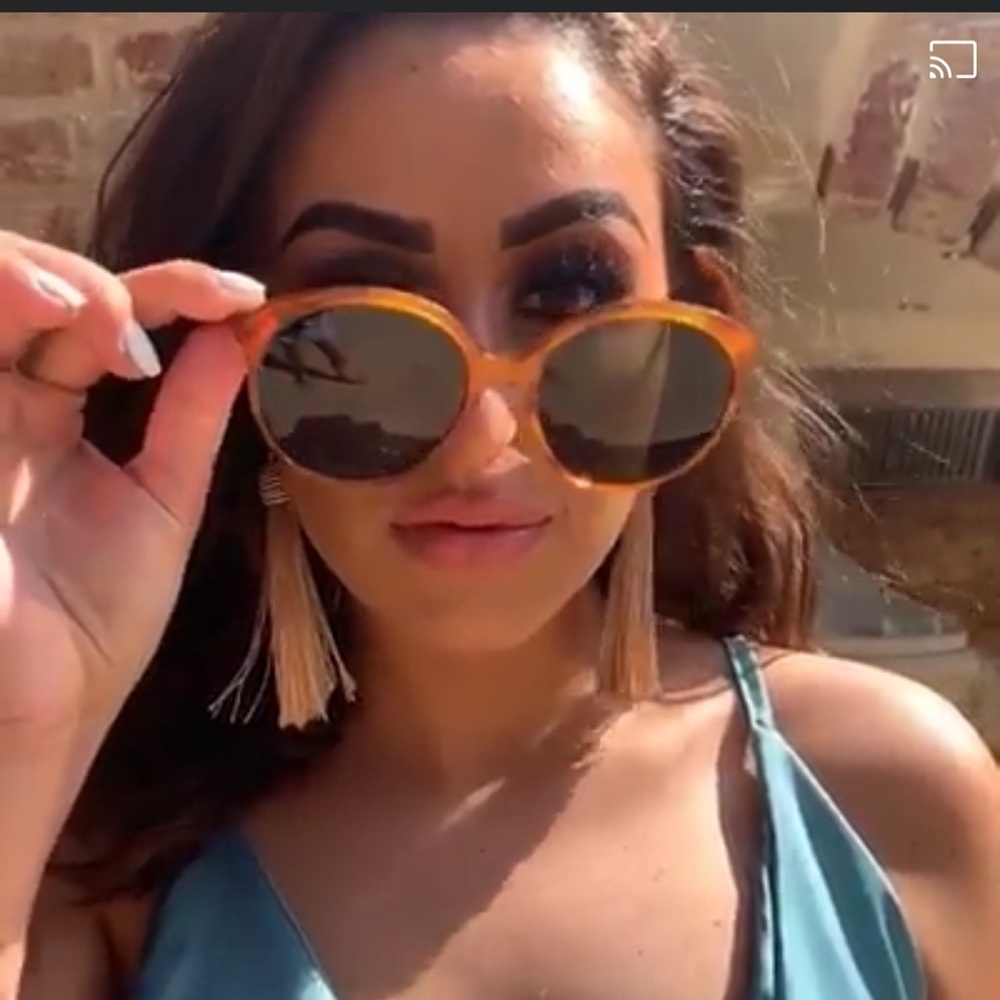 Brand new Gucci sunglasses - Picture 10 of 10